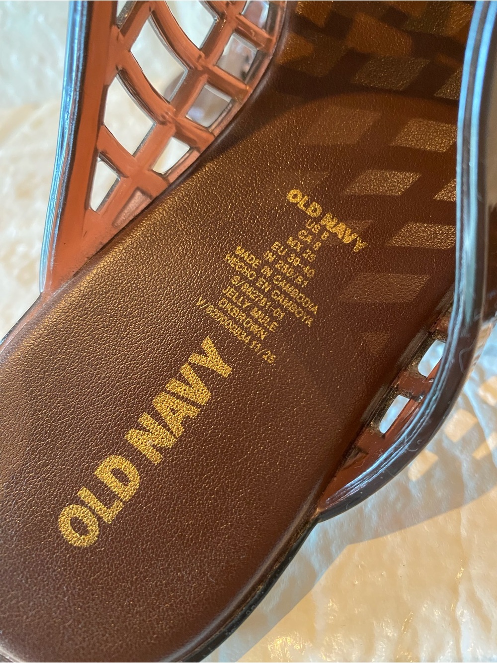 Old Navy Jelly Mule - Picture 4 of 10